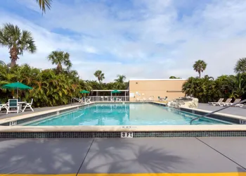 Ramada by Wyndham Lake Placid hotel thumbnail 7