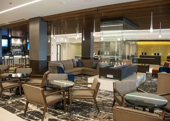 DoubleTree by Hilton Hotel Syracuse hotel thumbnail 6