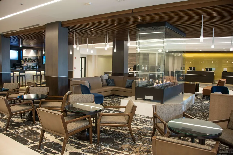 DoubleTree by Hilton Hotel Syracuse hotel detail image 6