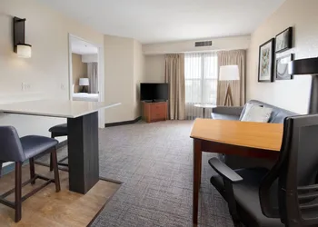 Residence Inn by Marriott Rogers hotel thumbnail 8