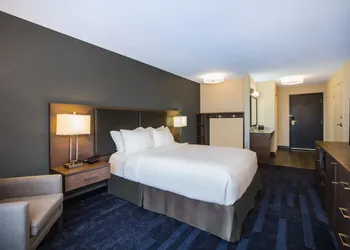 Holiday Inn & Suites Grande Prairie Conference Center by IHG hotel thumbnail 7