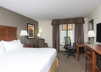 Holiday Inn Express Holland by IHG hotel thumbnail 4
