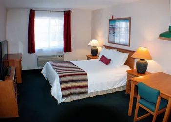 3 Peaks Lodge hotel thumbnail 5