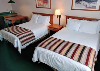 3 Peaks Lodge hotel thumbnail 6