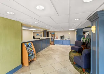 Clarion Inn Cranberry Township hotel thumbnail 2