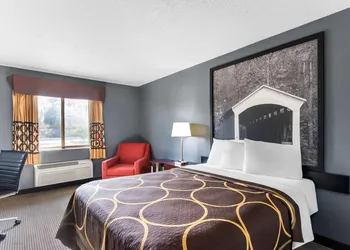 Super 8 by Wyndham Bloomington University Area hotel thumbnail 7