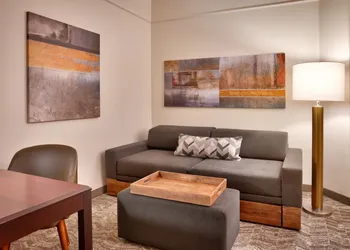 Springhill Suites by Marriott Thatcher hotel thumbnail 5