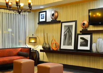 Hampton Inn Sturgis-Lagrange Area hotel thumbnail 3