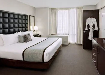 Distrikt Hotel New York City, Tapestry Collection by Hilton hotel thumbnail 5