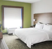 Holiday Inn Express & Suites Martinsville by IHG hotel detail image 7