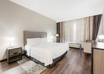Red Roof Inn PLUS+ & Suites Birmingham - Bessemer hotel thumbnail 7