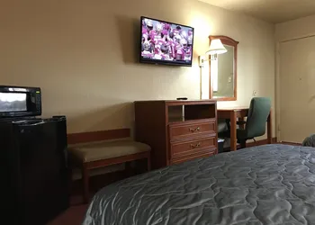 Best Budget Inn - Abilene hotel thumbnail 5