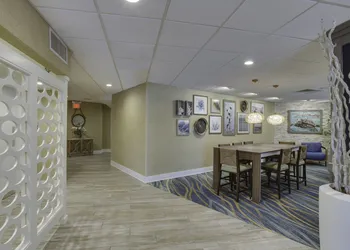Nautilus Inn hotel thumbnail 8