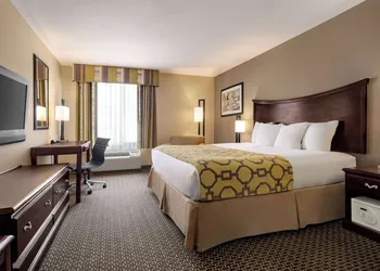 Baymont by Wyndham Wichita Falls hotel thumbnail 5