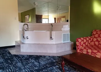Quality Inn Conference Center Logansport hotel thumbnail 8