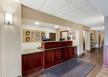 Comfort Inn Plover-Stevens Point hotel thumbnail 2