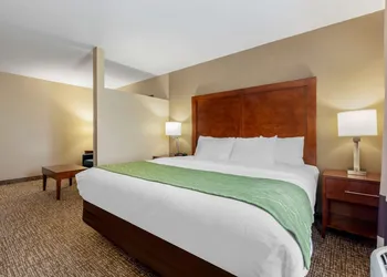 Comfort Inn Plover-Stevens Point hotel thumbnail 5