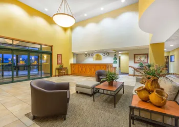 Wingate by Wyndham West Monroe hotel thumbnail 2