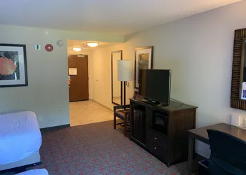 Hampton Inn & Suites Lake Placid hotel thumbnail 6