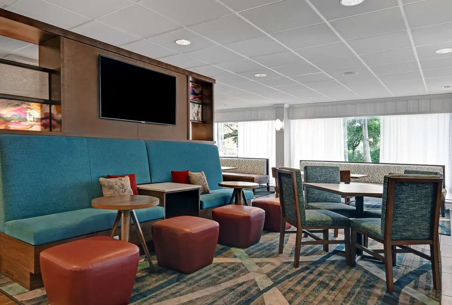Hampton Inn Charleston/Mount Pleasant-Patriots Point hotel detail image 6