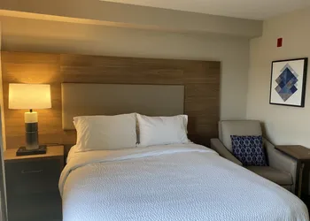 Candlewood Suites Harrisburg I-81 - Hershey Area by IHG hotel thumbnail 4