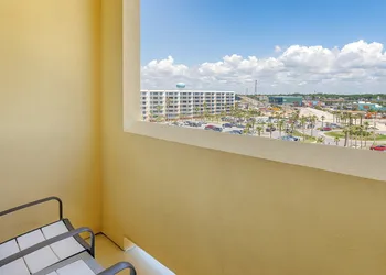 Holiday Inn Resort Fort Walton Beach by IHG hotel thumbnail 4