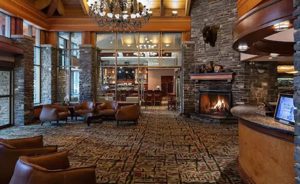 Royal Canadian Lodge hotel detail image 2