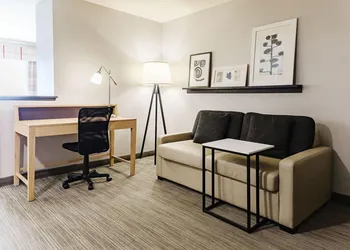 Country Inn & Suites by Radisson, Appleton Airport - Fox River Mall Area hotel thumbnail 2