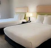 Country Inn & Suites by Radisson, Appleton Airport - Fox River Mall Area hotel detail image 5