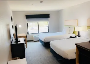 Country Inn & Suites by Radisson, Appleton Airport - Fox River Mall Area hotel thumbnail 6