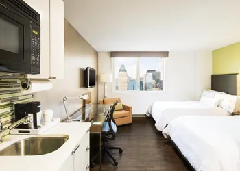 Element New York Times Square West hotel thumbnail 5