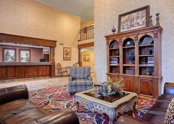 Best Western Plus Southpark Inn & Suites hotel thumbnail 3