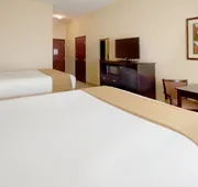 Holiday Inn Express & Suites Georgetown by IHG hotel detail image 4