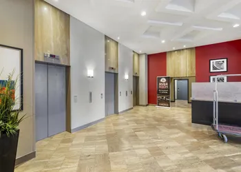 Best Western Plus Waterfront Hotel hotel thumbnail 4