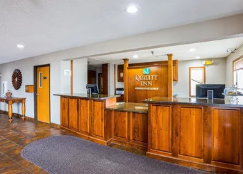 Quality Inn Mitchell I-90 hotel thumbnail 2