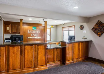 Quality Inn Mitchell I-90 hotel thumbnail 3