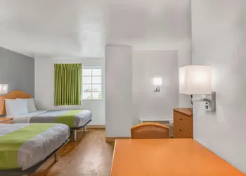 Studio 6 Opelika, AL - Auburn Al hotel thumbnail 6