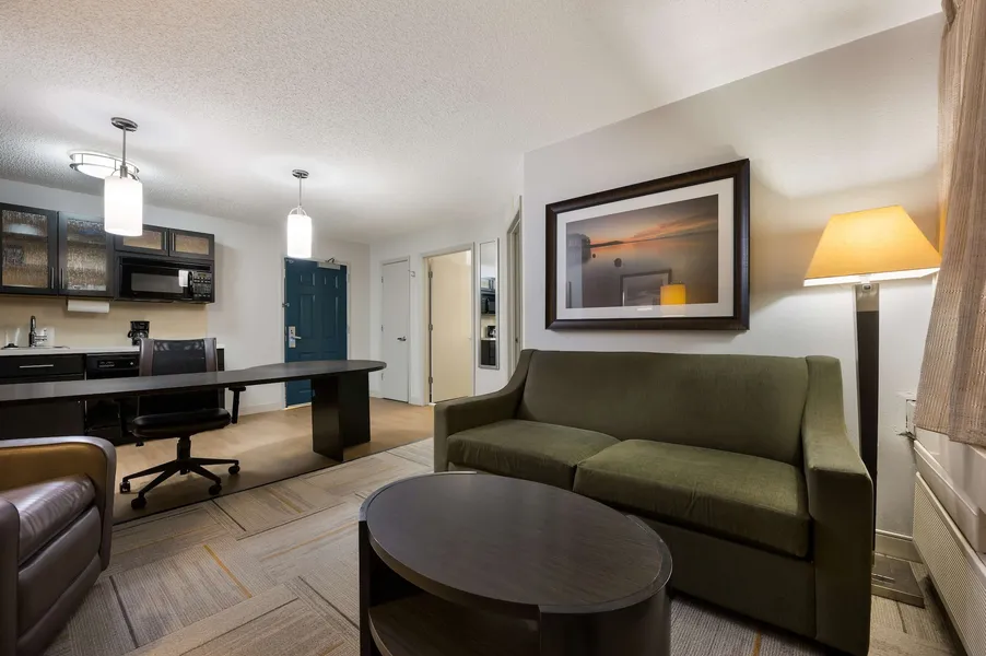 Sonesta Simply Suites Huntsville Research Park hotel detail image 6