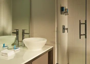 Aloft Cupertino hotel thumbnail 3