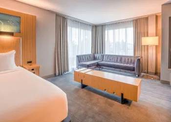 Aloft Cupertino hotel thumbnail 6