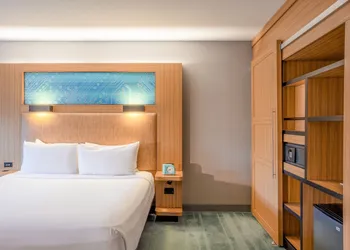 Aloft Cupertino hotel thumbnail 8
