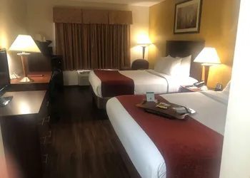 Best Western Lakewood Inn hotel thumbnail 5