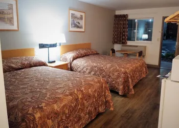 Sugarloaf Mt Motel hotel thumbnail 5