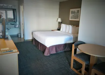 Sugarloaf Mt Motel hotel thumbnail 8
