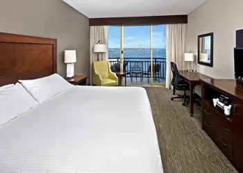Wyndham San Diego Bayside hotel thumbnail 8