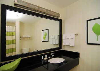 Fairfield Inn & Suites by Marriott Tehachapi hotel thumbnail 7