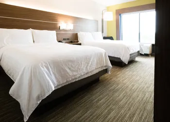 Holiday Inn Express & Suites Lexington NW-The Vineyard by IHG hotel thumbnail 2