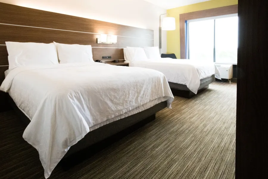 Holiday Inn Express & Suites Lexington NW-The Vineyard by IHG hotel detail image 2
