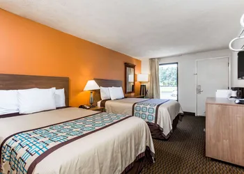 Days Inn by Wyndham Norfolk Airport hotel thumbnail 7