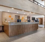 Best Western Plus Oak Harbor Hotel & Conference Center hotel detail image 3